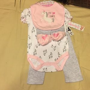 New 4 piece Baby Views set
